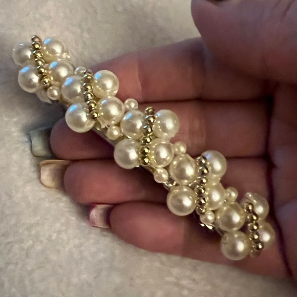 Bundle of 14 Hair Barrettes & Clips | Pearl, Rhinestone, Vintage Metal, Gold main image 7
